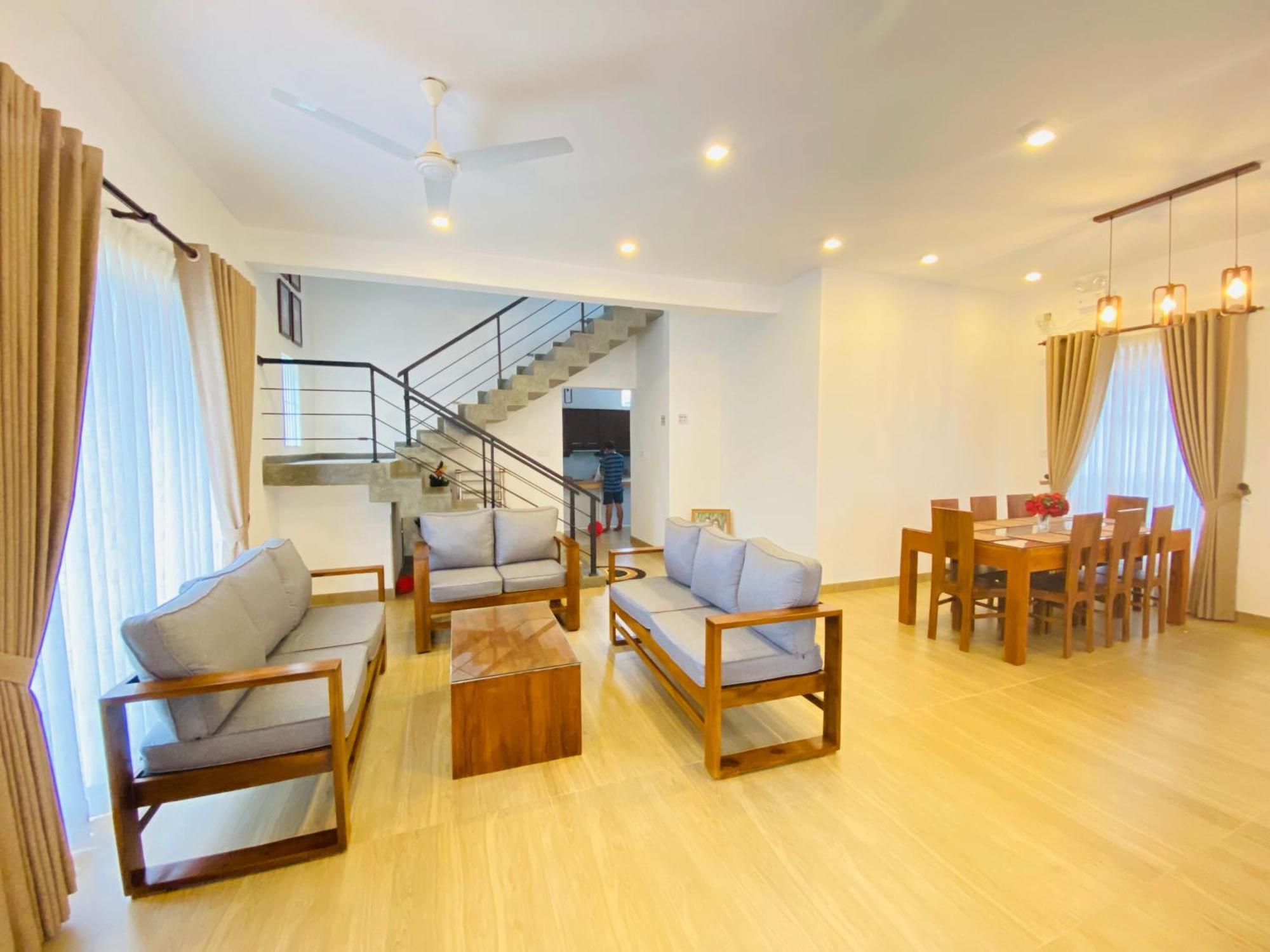Srimadis Villa Near Airport - Negombo Buitenkant foto